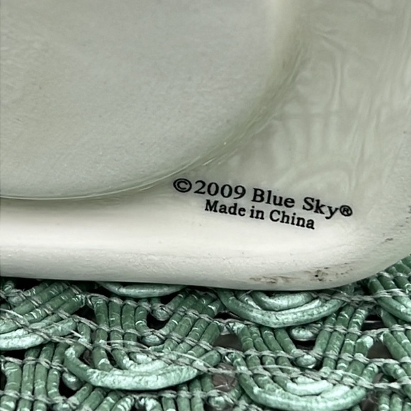 New Blue Sky Blitzen’s House of Pancakes Tea light holder. - Picture 11 of 11